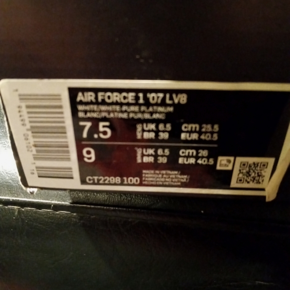 Nike Air Force 1 07 LV8 OG BOX - Picture 8 of 8
